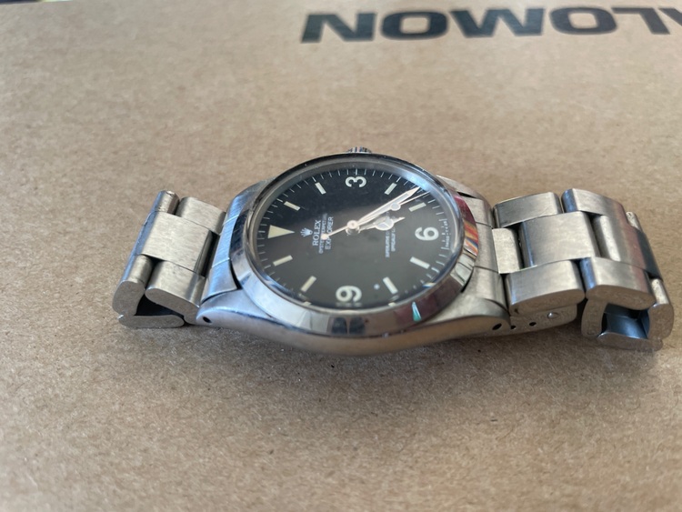 ロレックス エクスプローラー 101（高級時計）の商品画像 - 査定依頼日：2025年6月6日 - 最高査定価格：1,800,000円