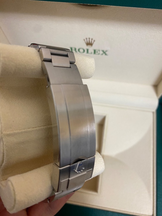 ロレックス シードゥエラー 12660（高級時計）の商品画像 - 査定依頼日：2025年12月8日 - 最高査定価格：1,900,000円