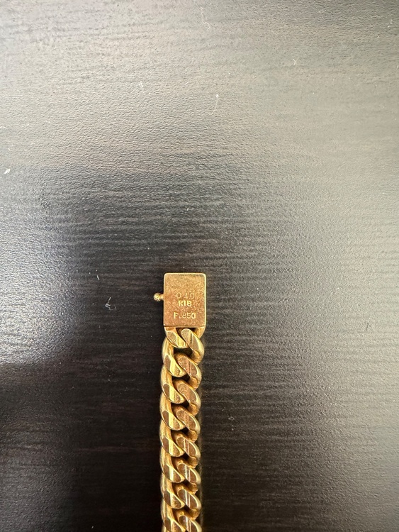 K18 ブレスレット 0.40刻印 31.3g（金・貴金属）の商品画像 - 査定依頼日：2026年5月29日 - 最高査定価格：598,000円