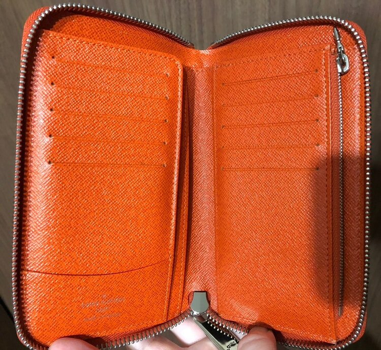 ルイヴィトン エピ （ブランドバッグ）の商品画像 - 査定依頼日：2025年2月27日 - 最高査定価格：10,000円