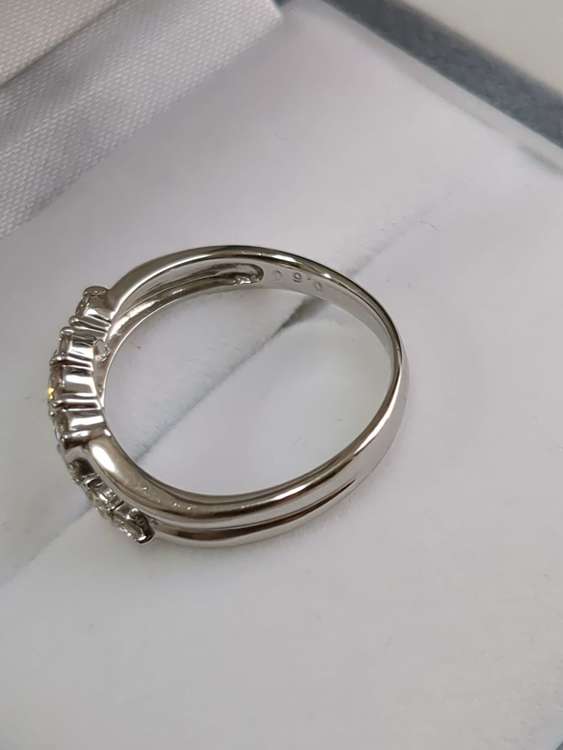 Pt900 0.50ct ダイヤリング　４㌘（金・貴金属）の商品画像 - 査定依頼日：2023年7月18日 - 最高査定価格：21,000円