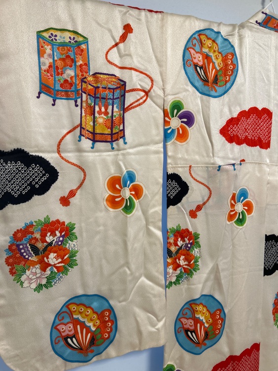 七五三（着物）の商品画像 - 査定依頼日：2025年11月27日 - 最高査定価格：1,000円