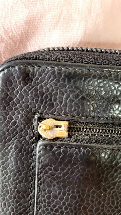 キャビアスキン（ブランド財布・小物）の商品画像 - 査定依頼日：2025年10月5日 - 最高査定価格：20,000円