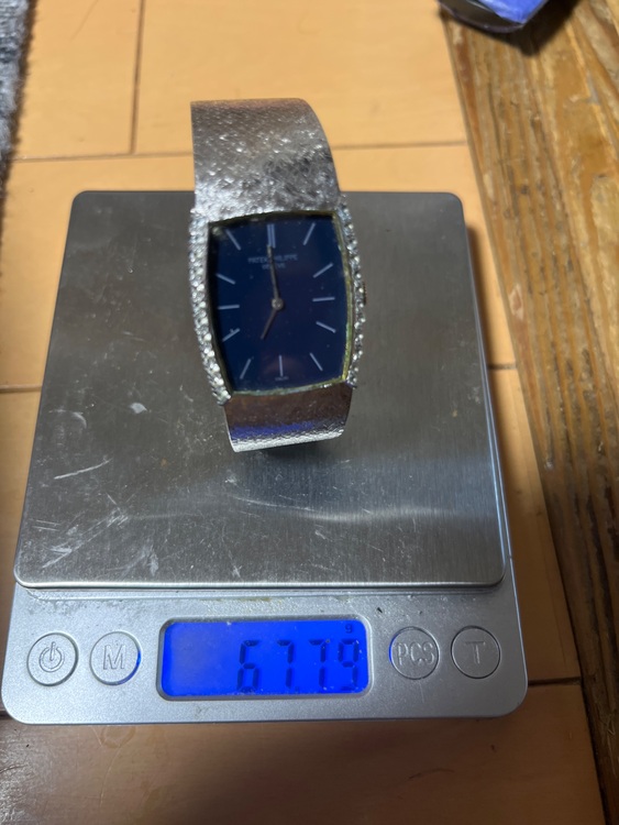 パテックフィリップゴンドーロ（高級時計）の商品画像 - 査定依頼日：2025年9月22日 - 最高査定価格：1,000,000円