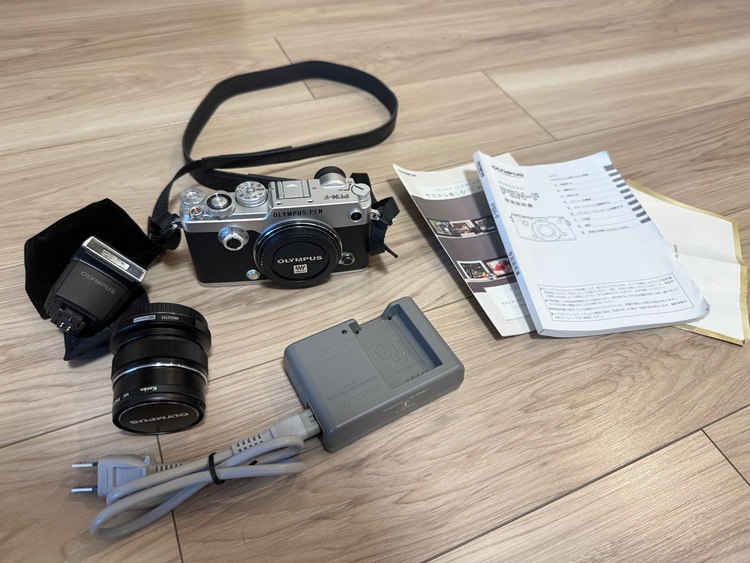 PEN-F（カメラ）の商品画像 - 査定依頼日：2025年11月29日 - 最高査定価格：90,000円