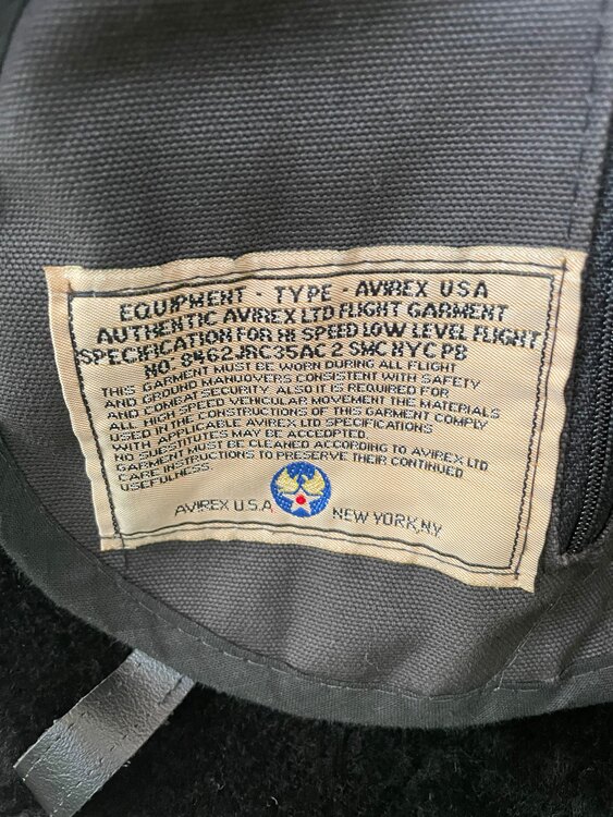 AVIREX　B-3（古着・ファッション）の商品画像 - 査定依頼日：2024年12月1日 - 最高査定価格：5,000円
