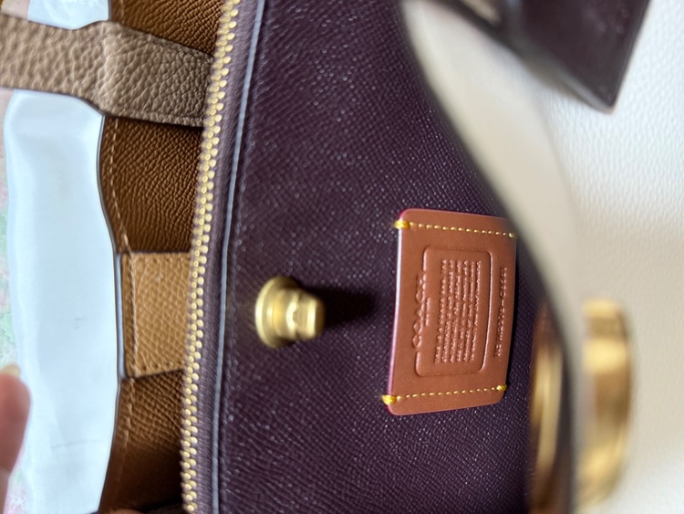 その他 コーチ （ブランドバッグ）の商品画像 - 査定依頼日：2025年7月28日 - 最高査定価格：10,000円