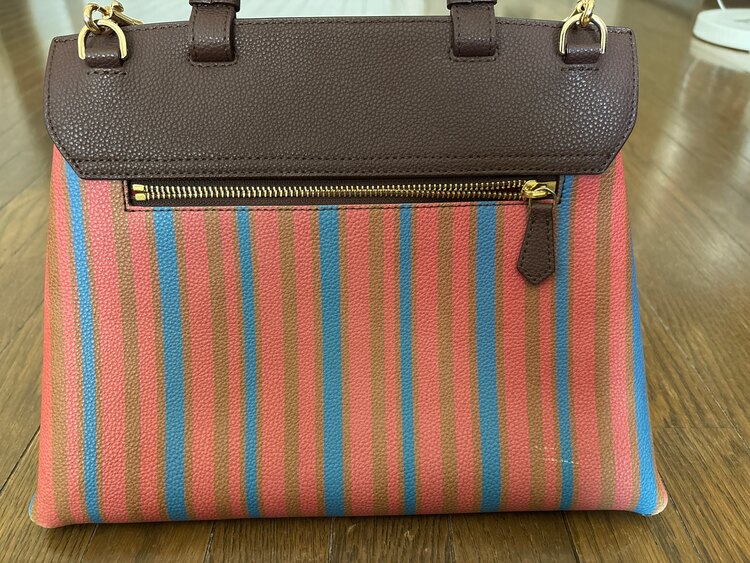 バッグ（ブランドバッグ）の商品画像 - 査定依頼日：2025年4月30日 - 最高査定価格：4,000円