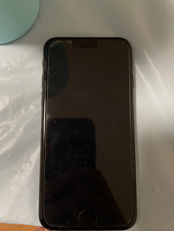 iPhone7 32GB docomo（スマホ）の商品画像 - 査定依頼日：2025年12月19日 - 最高査定価格：100,000円