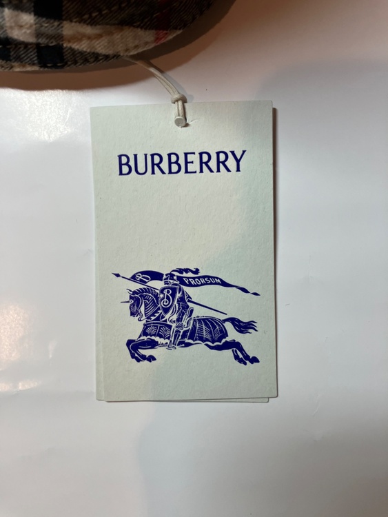 8075657（ブランド財布・小物）の商品画像 - 査定依頼日：2026年4月7日 - 最高査定価格：3,000円