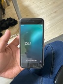 iPhone SE第二世代　６４GB（スマホ）の商品画像 - 査定依頼日：2025年11月8日 - 最高査定価格：14,000円