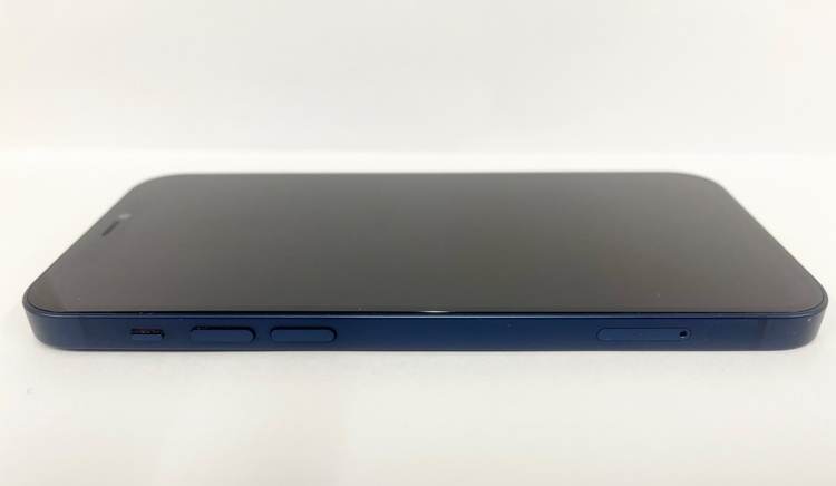 iPhone 12 64GB SIMフリー（スマホ）の商品画像 - 査定依頼日：2026年2月15日 - 最高査定価格：20,000円