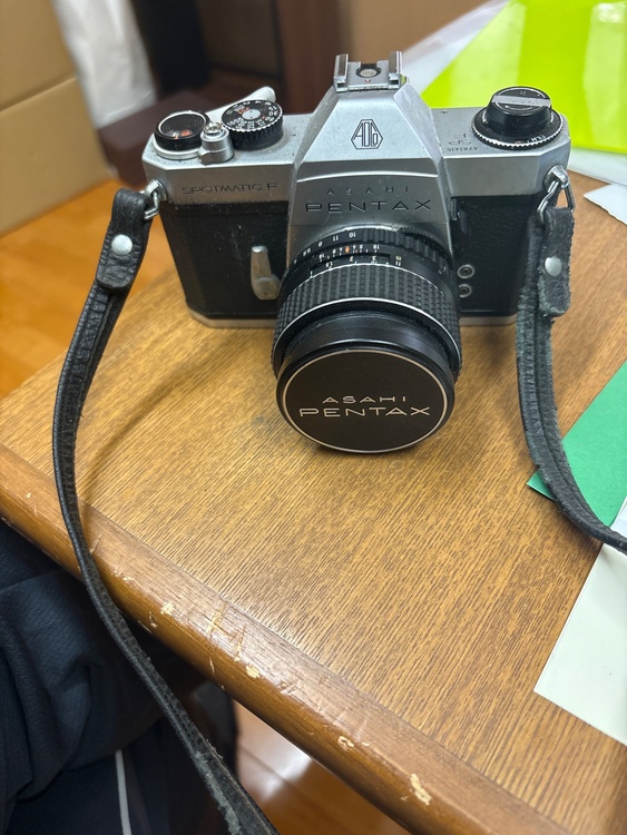 spotmaticF（カメラ）の商品画像 - 査定依頼日：2026年4月19日 - 最高査定価格：500円