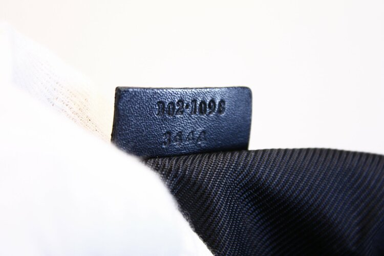 GUCCI GG キャンバス トートバッグ レザー 002 1098 3444（ブランドバッグ）の商品画像 - 査定依頼日：2026年10月15日 - 最高査定価格：10,000円