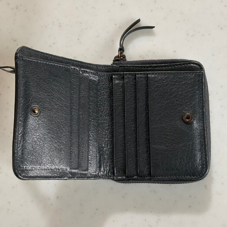 バレンシアガ  （ブランドバッグ）の商品画像 - 査定依頼日：2025年3月25日 - 最高査定価格：20,000円