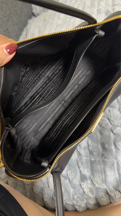 プラダ  （ブランドバッグ）の商品画像 - 査定依頼日：2025年11月11日 - 最高査定価格：220,000円