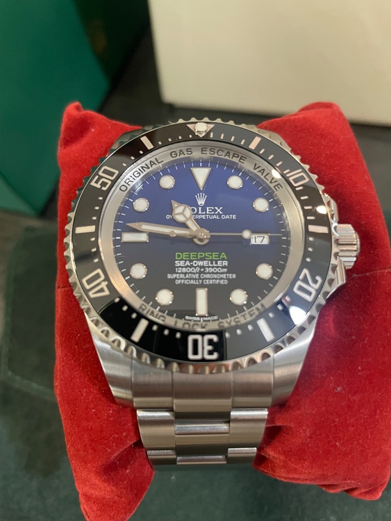 ディープシーDブルー（高級時計）の商品画像 - 査定依頼日：2025年8月27日 - 最高査定価格：1,600,000円