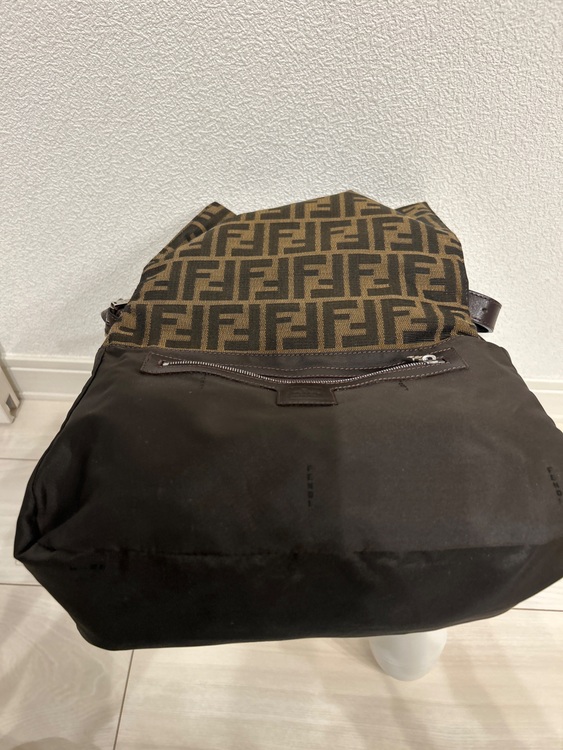 フェンディ  （ブランドバッグ）の商品画像 - 査定依頼日：2025年9月29日 - 最高査定価格：70,000円