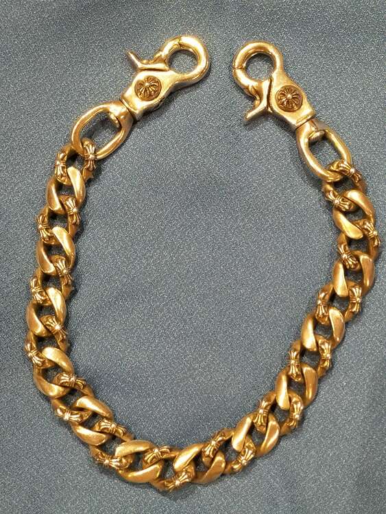 クロムハーツ ファンシーウォレットチェーンクロス ショート2クリップ（金・貴金属）の商品画像 - 査定依頼日：2024年3月7日 - 最高査定価格：5,500,000円