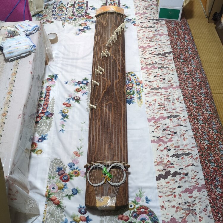 お琴（ピアノ・楽器・PA機材）の商品画像 - 査定依頼日：2026年4月4日 - 最高査定価格：3,000円