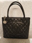 復刻トート（ブランドバッグ）の商品画像 - 査定依頼日：2026年2月21日 - 最高査定価格：200,000円