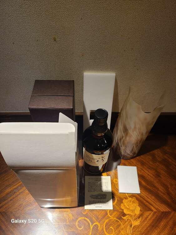 山崎25年（お酒）の商品画像 - 査定依頼日：2025年5月3日 - 最高査定価格：920,000円