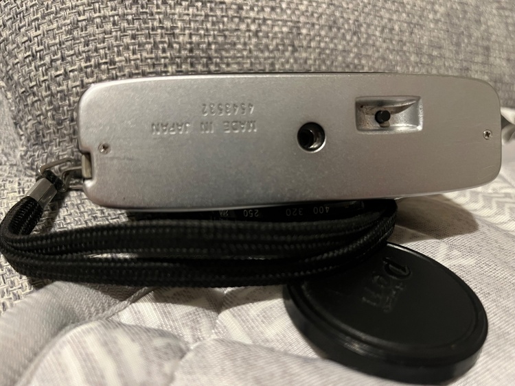 EE-3（カメラ）の商品画像 - 査定依頼日：2026年7月31日 - 最高査定価格：3,500円