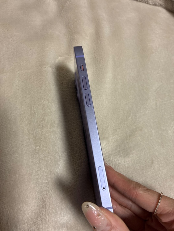 iPhone 12 256GB au（スマホ）の商品画像 - 査定依頼日：2026年4月1日 - 最高査定価格：26,000円