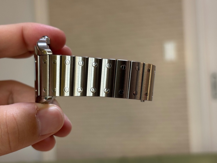 サントスドゥカルティエLMホワイト文字盤ステンレス（高級時計）の商品画像 - 査定依頼日：2025年12月9日 - 最高査定価格：830,000円