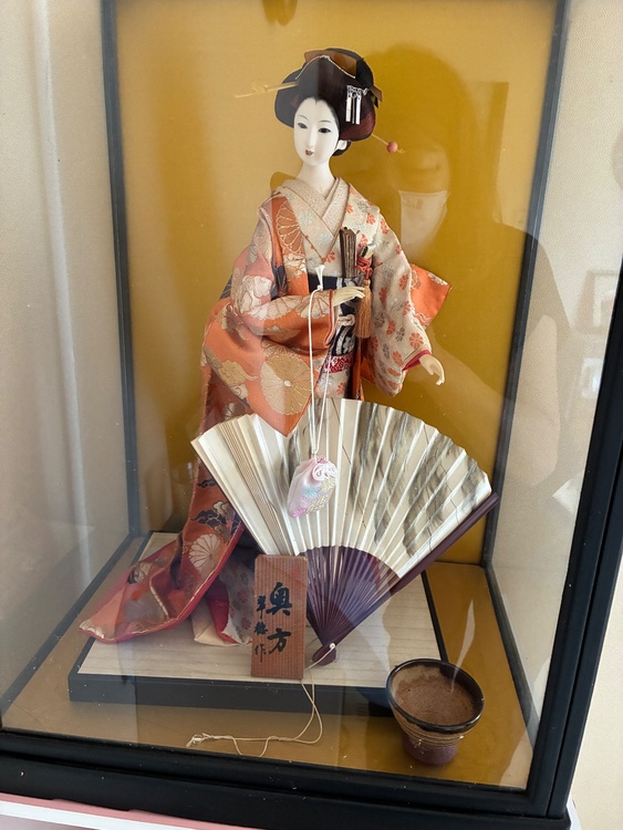 市松人形（美術品・骨董品）の商品画像 - 査定依頼日：2026年10月19日 - 最高査定価格：100,000円