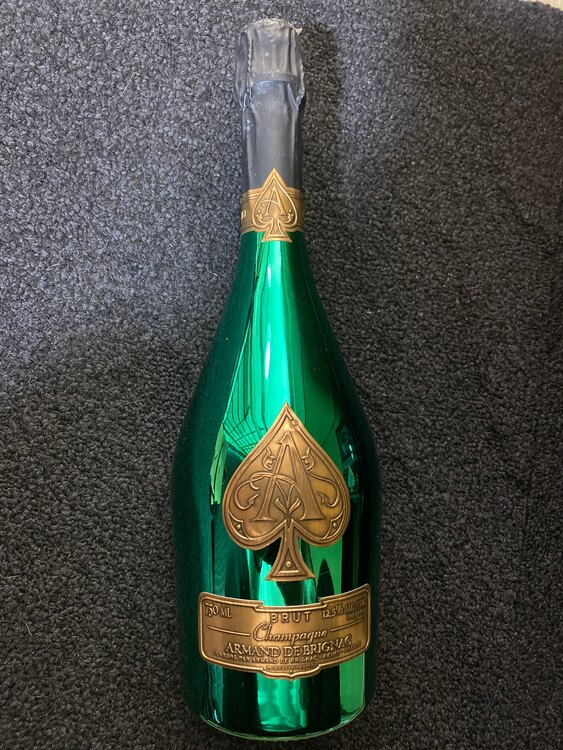 グリーン（お酒）の商品画像 - 査定依頼日：2025年1月22日 - 最高査定価格：40,000円