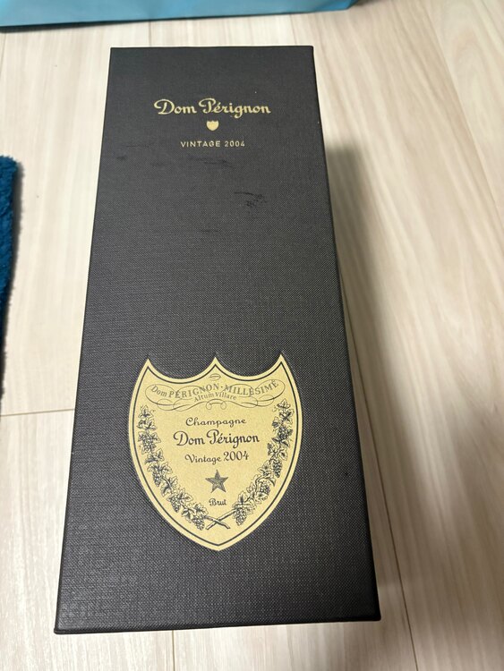 シャンパン ドン・ペリニヨン （お酒）の商品画像 - 査定依頼日：2025年4月29日 - 最高査定価格：19,000円
