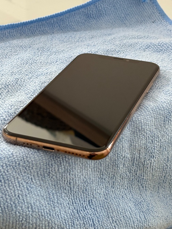 iPhoneXS 256GB SIMフリー（スマホ）の商品画像 - 査定依頼日：2026年2月20日 - 最高査定価格：16,000円