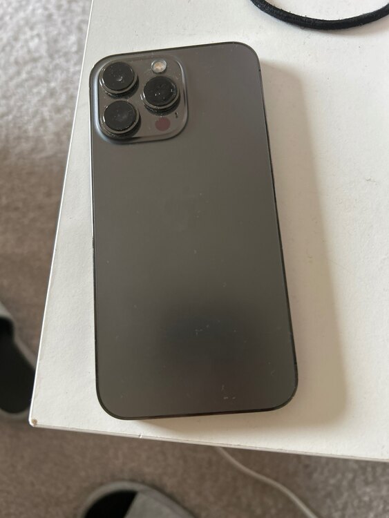 iPhone（スマホ）の商品画像 - 査定依頼日：2025年5月18日 - 最高査定価格：55,000円