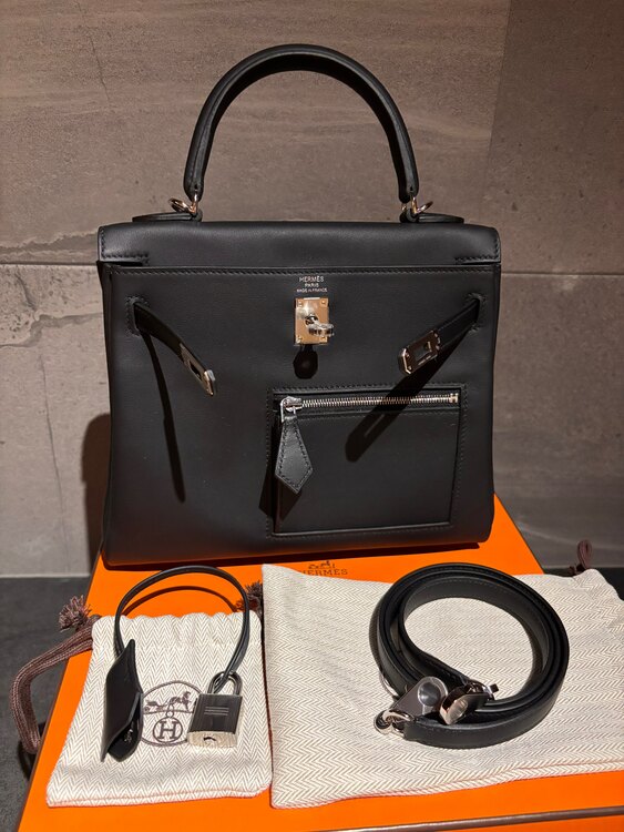 エルメス ケリー （ブランドバッグ）の商品画像 - 査定依頼日：2025年6月1日 - 最高査定価格：2,900,000円