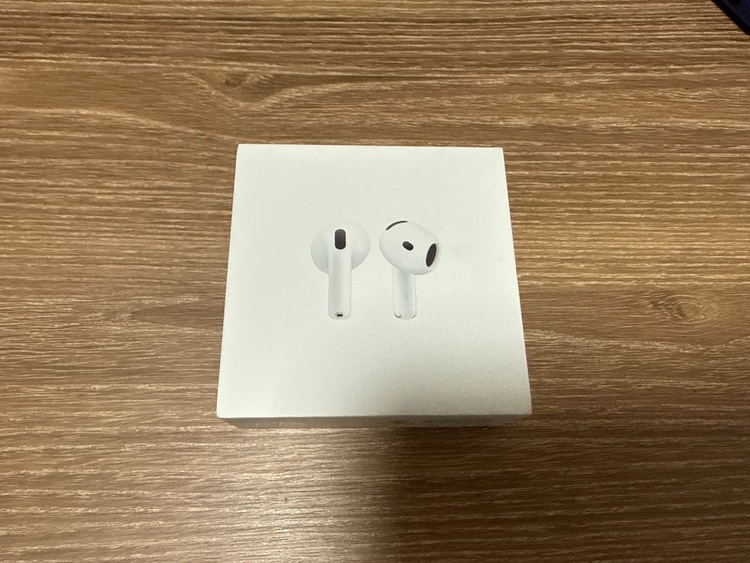AirPods4（オーディオ・スピーカー）の商品画像 - 査定依頼日：2026年3月28日 - 最高査定価格：14,000円