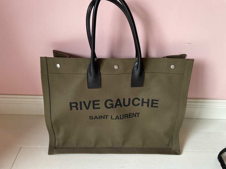 イブサンローラン（ブランドバッグ）の商品画像 - 査定依頼日：2026年9月16日 - 最高査定価格：350,000円
