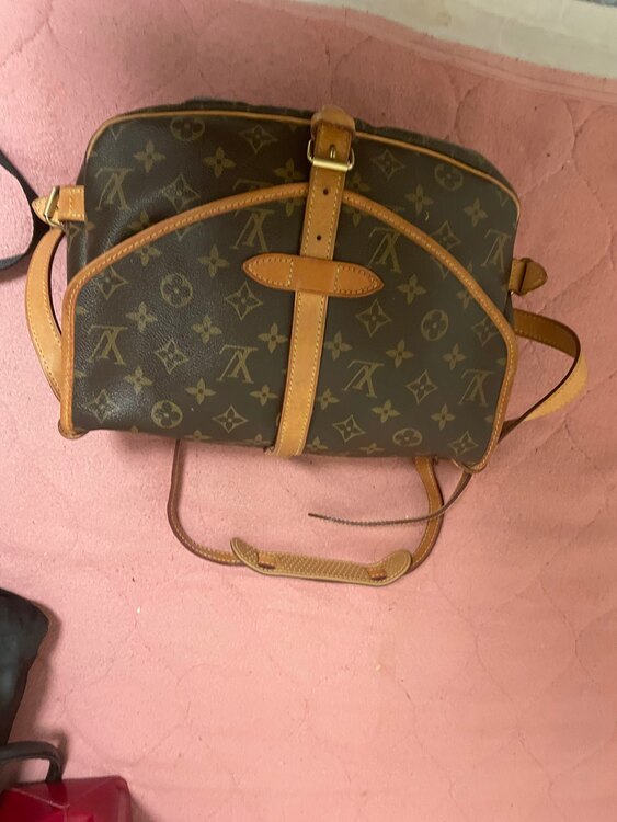 ヴィトンベルニ（ブランドバッグ）の商品画像 - 査定依頼日：2025年4月23日 - 最高査定価格：12,000円