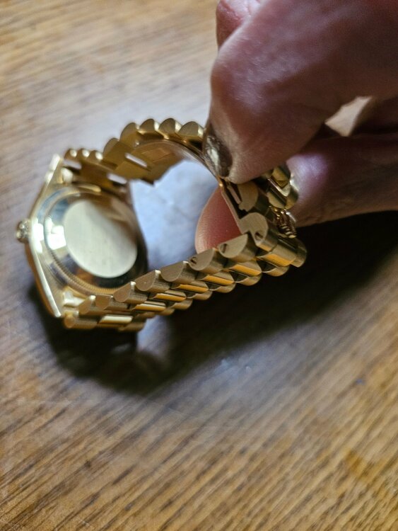 ロレックス デイトナ （高級時計）の商品画像 - 査定依頼日：2026年1月20日 - 最高査定価格：5,000,000円