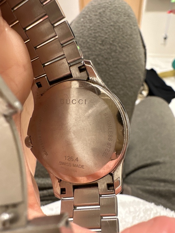 その他 その他 gucci 126.（高級時計）の商品画像 - 査定依頼日：2025年12月14日 - 最高査定価格：15,000円