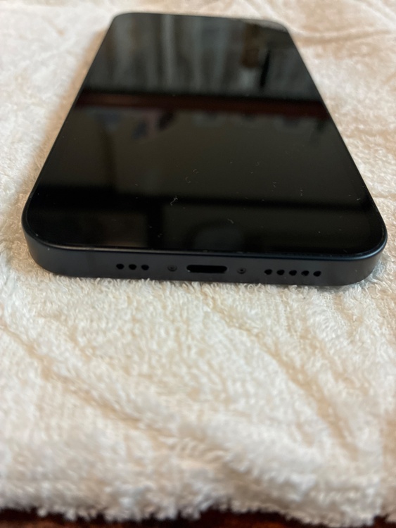 iPhone13 128G （スマホ）の商品画像 - 査定依頼日：2026年5月16日 - 最高査定価格：36,000円