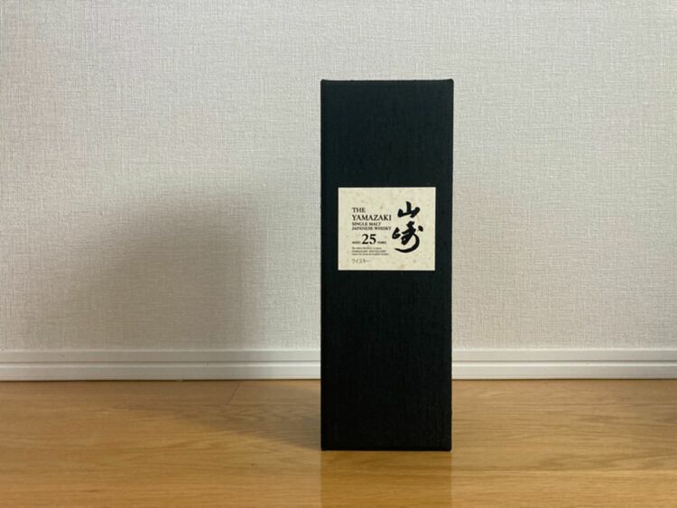 サントリー山崎25年（お酒）の商品画像 - 査定依頼日：2025年9月25日 - 最高査定価格：860,000円