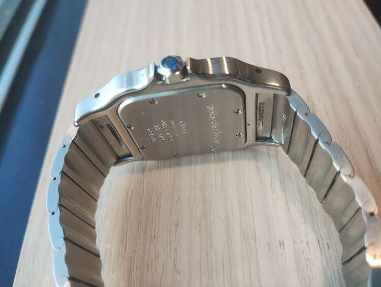 カルティエ サントス  187901（高級時計）の商品画像 - 査定依頼日：2025年3月23日 - 最高査定価格：450,000円