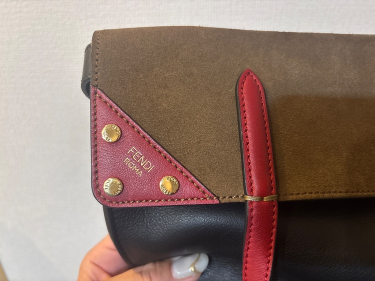 フェンディ  （ブランドバッグ）の商品画像 - 査定依頼日：2025年7月2日 - 最高査定価格：70,000円