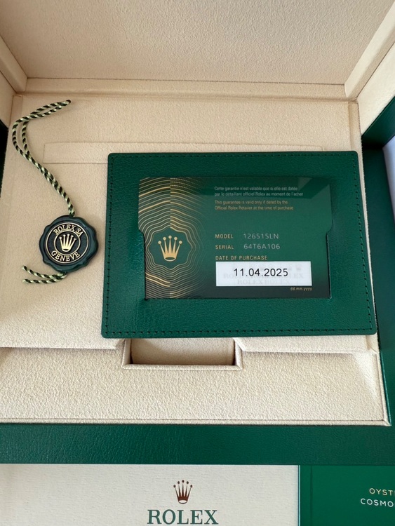 ロレックス デイトナ 126515lm（高級時計）の商品画像 - 査定依頼日：2025年10月25日 - 最高査定価格：7,000,000円