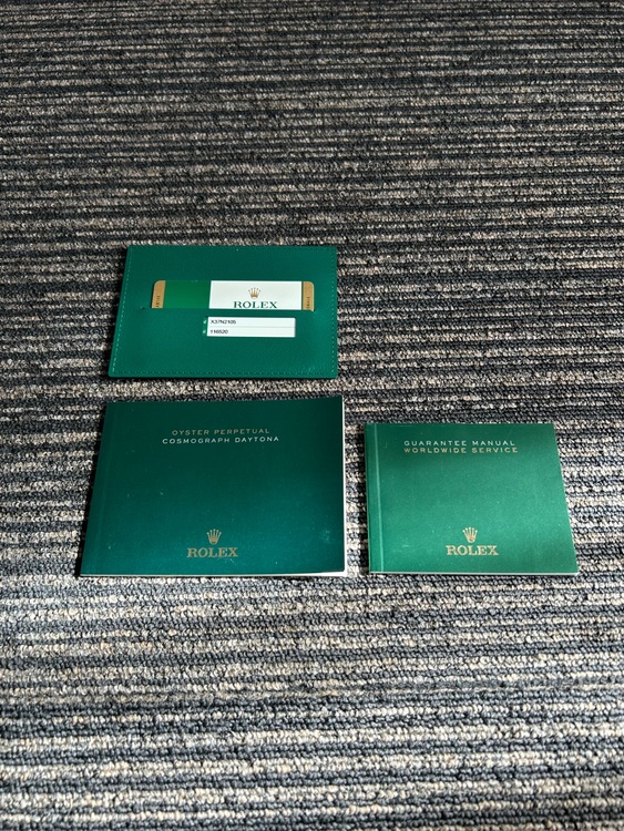 コスモグラフデイトナ（高級時計）の商品画像 - 査定依頼日：2025年6月30日 - 最高査定価格：3,800,000円