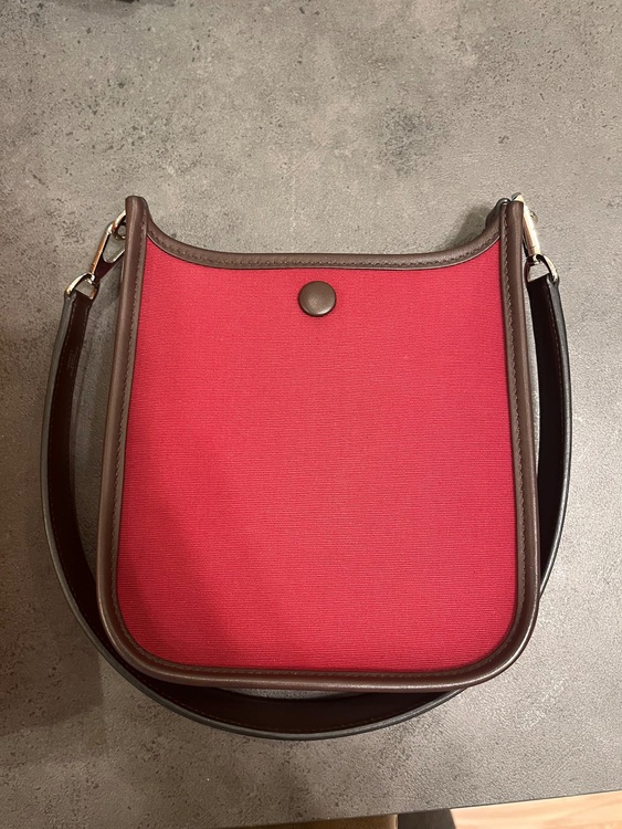 エルメス エブリン （ブランドバッグ）の商品画像 - 査定依頼日：2025年10月16日 - 最高査定価格：310,000円