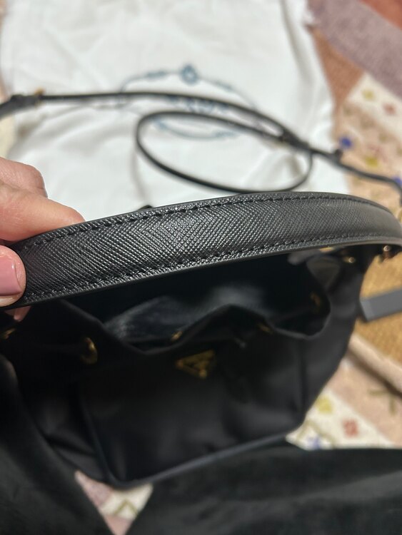 プラダ  （ブランドバッグ）の商品画像 - 査定依頼日：2025年2月21日 - 最高査定価格：130,000円