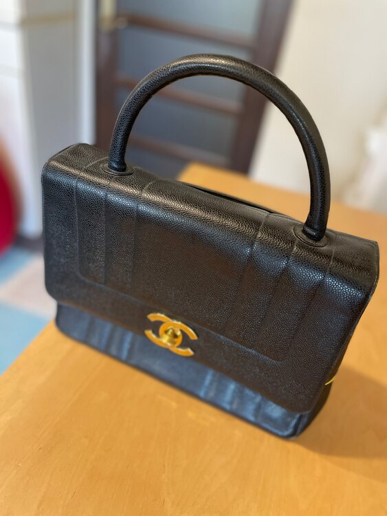 シャネル マトラッセ （ブランドバッグ）の商品画像 - 査定依頼日：2025年2月9日 - 最高査定価格：500,000円
