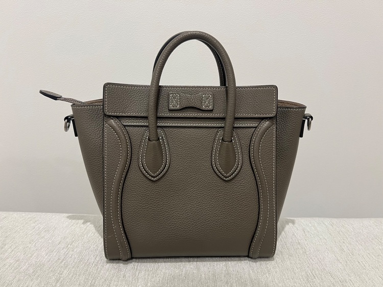 セリーヌ  （ブランドバッグ）の商品画像 - 査定依頼日：2025年9月26日 - 最高査定価格：160,000円